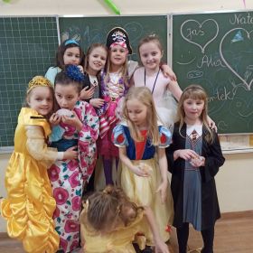 Zabawa karnawałowa w klasie 1a