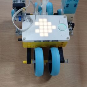  Lego Spike na zajęciach