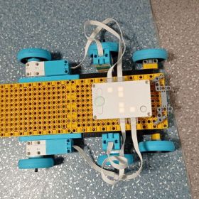  Lego Spike na zajęciach