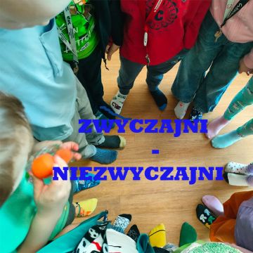ZWYCZAJNI
